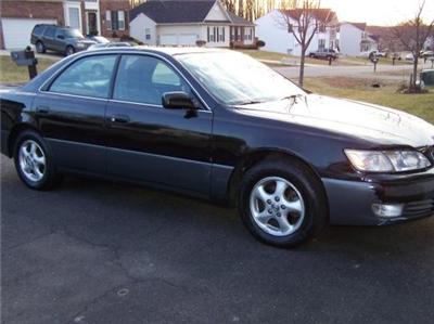 Used Lexus ES300 1998 : $0
