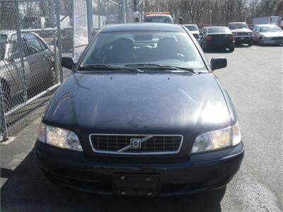 Used Volvo S40 2003 : $4500