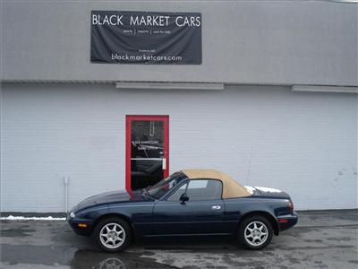 Used Mazda MX5Miata 1997 : $4900