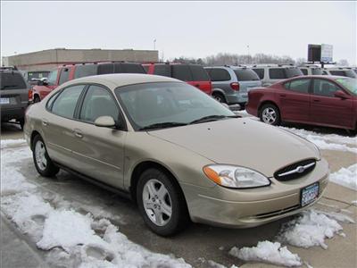 Used Ford Taurus 2001 : $3495