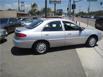 Used Ford Escort 1998 : $2999