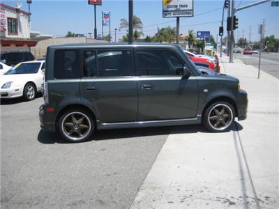 Used Scion xB 2005 : $10998