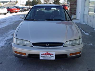 Used Honda Accord 1995 : $3495