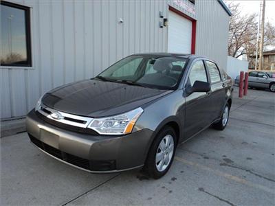 Used Ford Focus 2010 : $10950