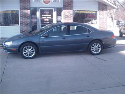 Used Chrysler Concorde 2002 : $8975