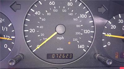 Used Mercedes-Benz MClass 2000 : $9991