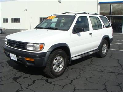 Used Nissan Pathfinder 1999 : $7350