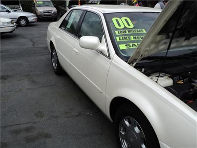 Used Cadillac Deville 2000 : $8995