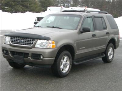 Used Ford Explorer 2005 : $12994