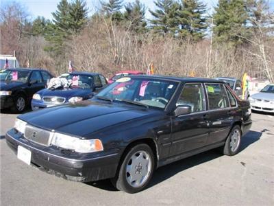 Used Volvo S90 1998 : $3495