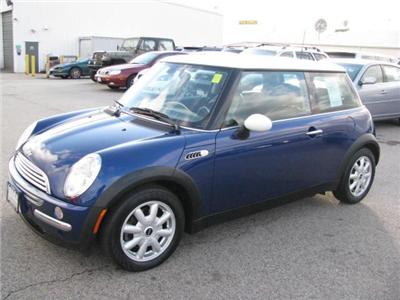 Used MINI Cooper 2004 : $9995