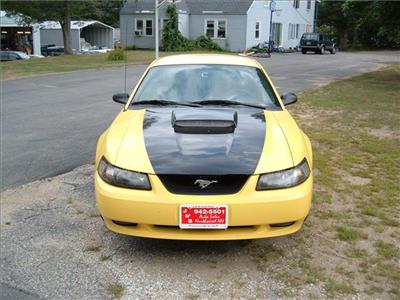 Used Ford Mustang 2001 : $6400