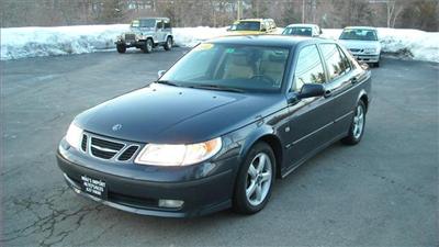Used Saab 95 2004 : $4995