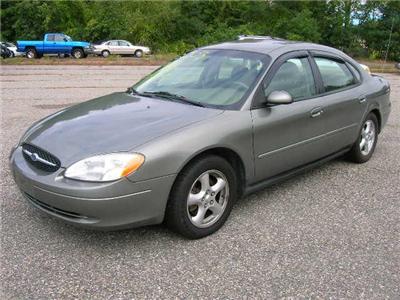 Used Ford Taurus 2003 : $3995