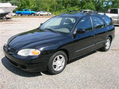 Used Hyundai Elantra 2000 : $3995