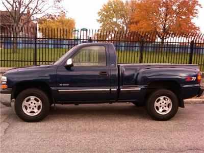 Used Chevrolet Silverado 2000 : $8995