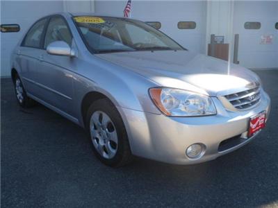 Used Kia Spectra 2005 : $6495