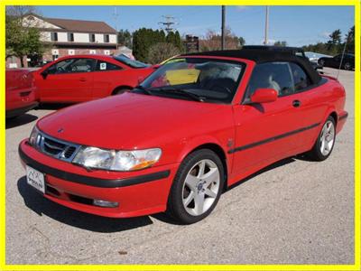 Used Saab 93 2002 : $8900