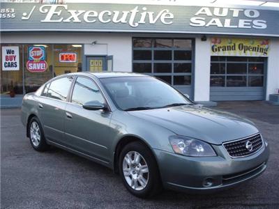 Used Nissan Altima 2005 : $10490