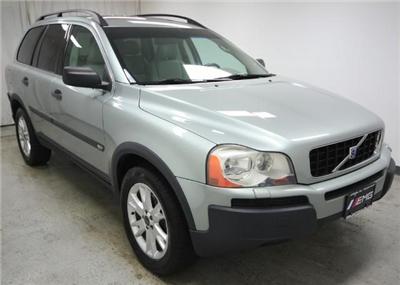 Used Volvo XC90 2004 : $13495