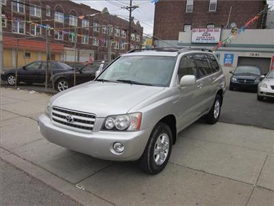 Used Toyota Highlander 2002 : $10995