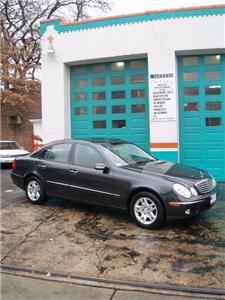 Used Mercedes-Benz EClass 2004 : $15995