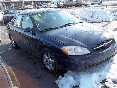 Used Ford Taurus 2001 : $3800