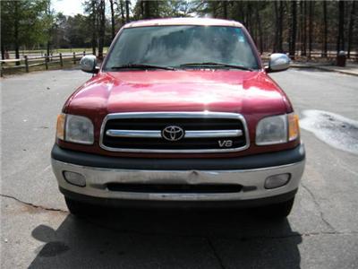 Used Toyota Tundra 2000 : $6999
