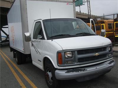 Used Chevrolet Express 2002 : $5400