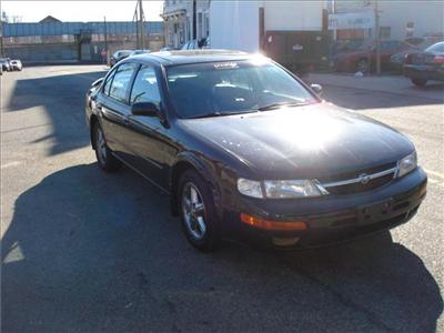 Used Nissan Maxima 1997 : $2699
