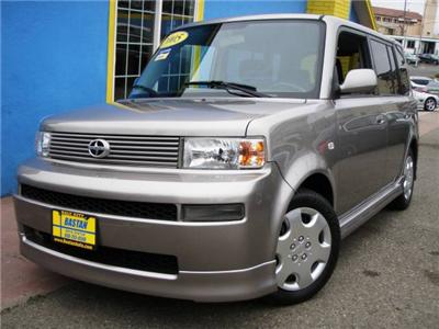 Used Scion xB 2005 : $17535