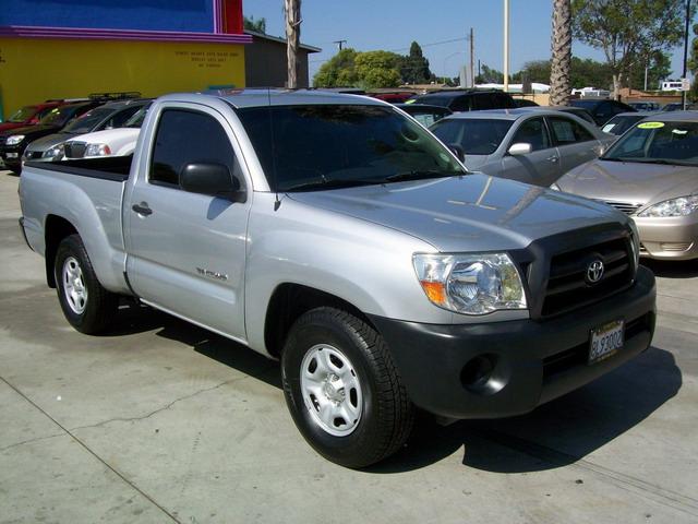 Used Toyota Tacoma 2006 : $10977