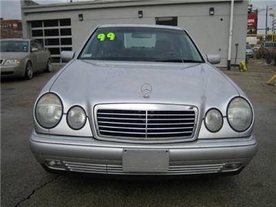 Used Mercedes-Benz EClass 1999 : $7100