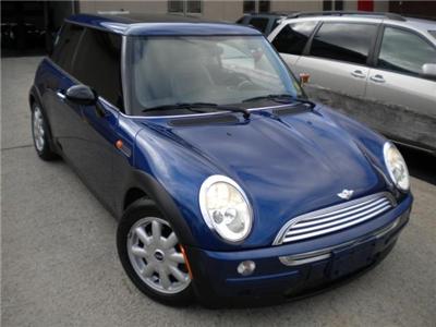 Used MINI Cooper 2003 : $9900