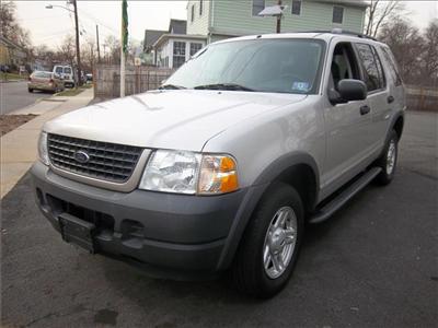 Used Ford Explorer 2003 : $6995