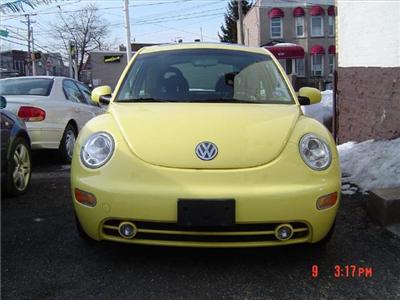 Used Volkswagen NewBeetle 2001 : $4395