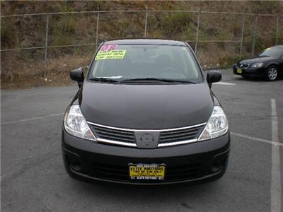 Used Nissan Versa 2008 : $11995
