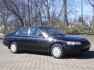 Used Toyota Camry 1997 : $4995