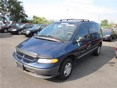 Used Dodge Caravan 2000 : $3350