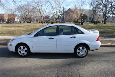 Used Ford Focus 2004 : $4995