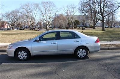Used Honda Accord 2006 : $9995