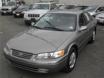 Used Toyota Camry 1997 : $3995