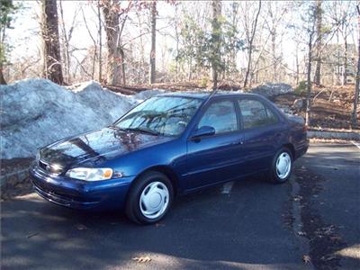 Used Toyota Corolla 1998 : $5295