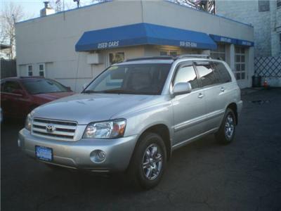Used Toyota Highlander 2004 : $13495