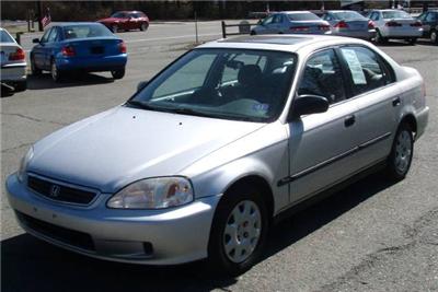 Used Honda Civic 1999 : $2995