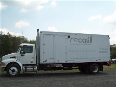 Used STERLING ACTERRA 2006 : $65000
