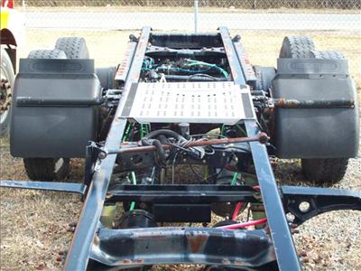 Used Freightliner SuspensionRears 2000 : $3500
