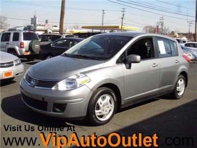 Used Nissan Versa 2007 : $9999