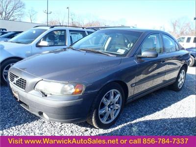 Used Volvo S60 2004 : $8995