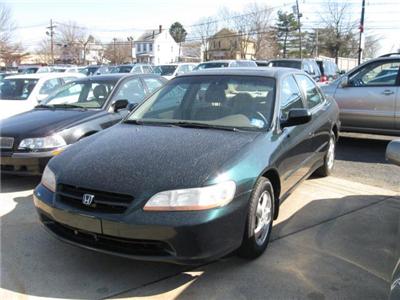 Used Honda Accord 2000 : $5495